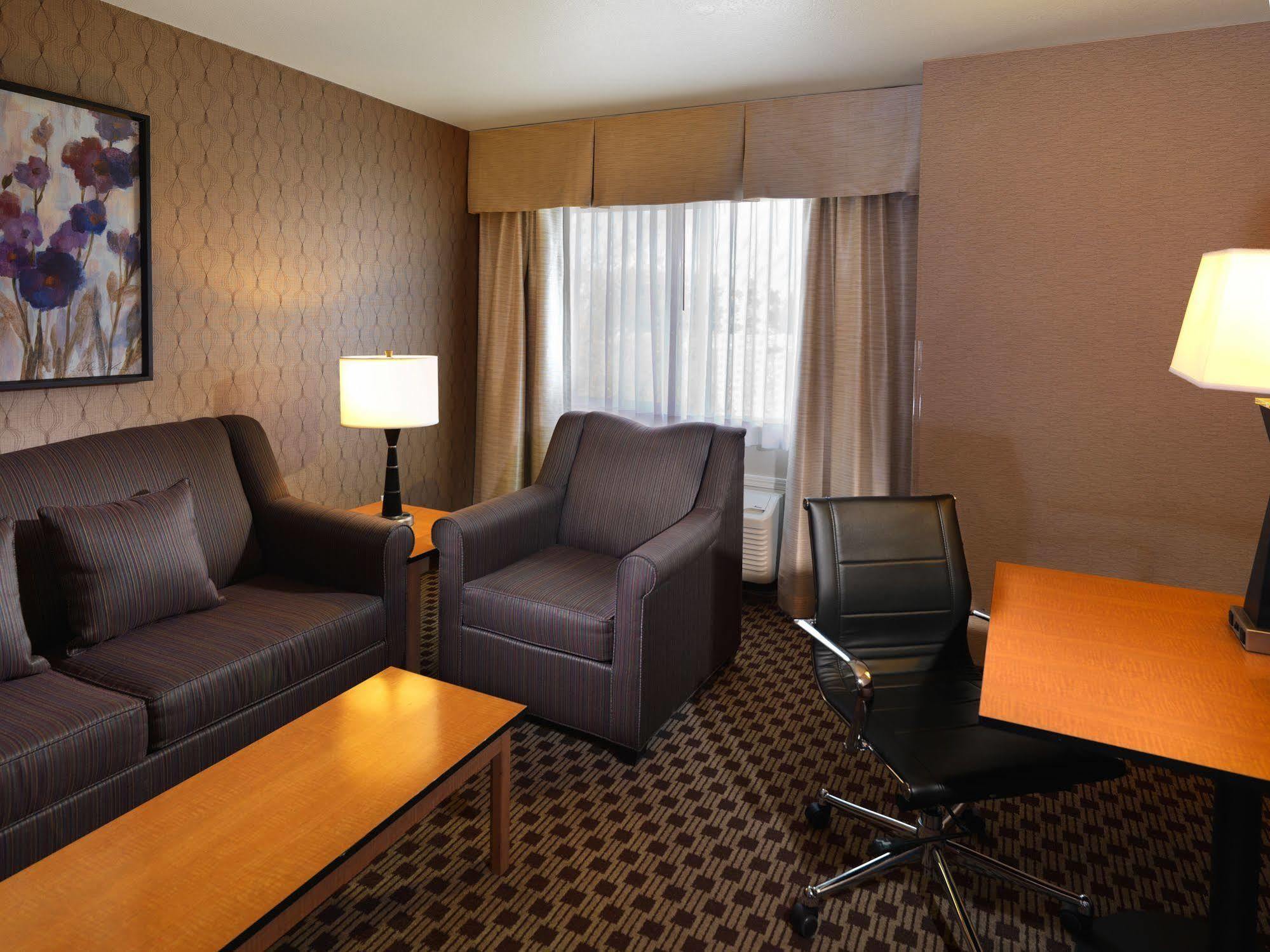 Crystal Inn Hotel & Suites - West Valley City Kültér fotó